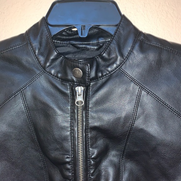 Baccini Black Vegan Faux Leather Moto Jacket Sz SP - Picture 3 of 11
